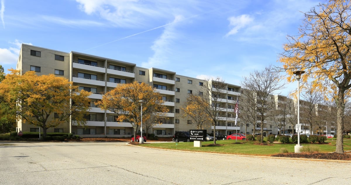 Apartments for Rent in Parma Heights, Ohio Ridgewood Park